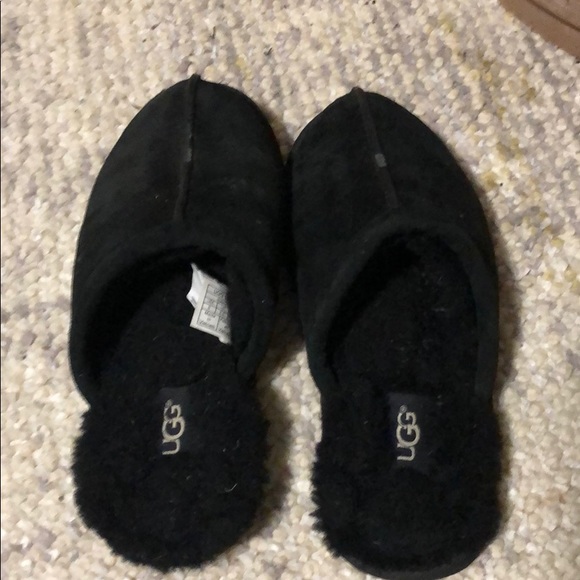 UGG Suede Slippers - Picture 4 of 8